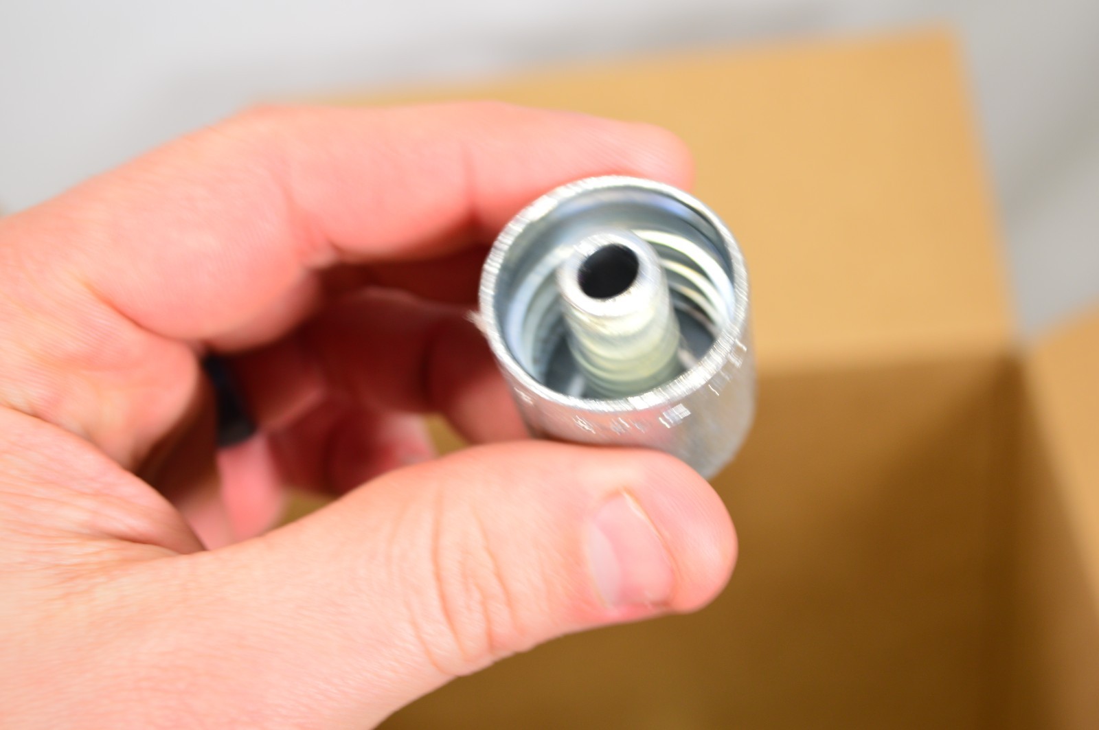 Lot of 50 Parker 13743-8-8 45* Elbow Steel Hydraulic Hose Fitting