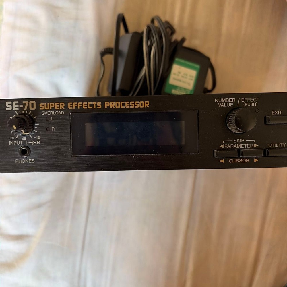 BOSS SE-70 Super Effects Processor Rack FX Unit Used Tested Working Japan