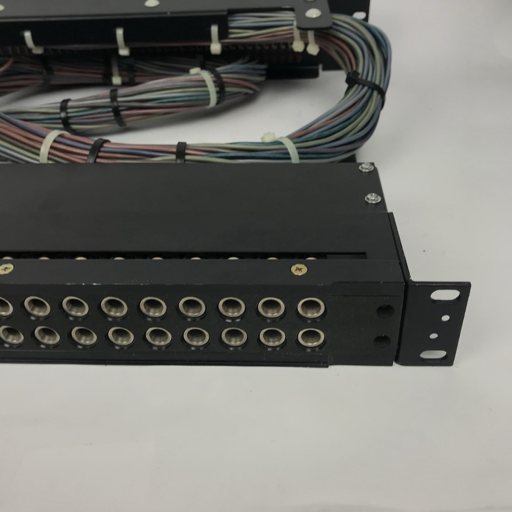 ADC Ultrapatch 48 Point TT Patchbay Panel Cables Pro Patch Bay BJF107-4MKIV