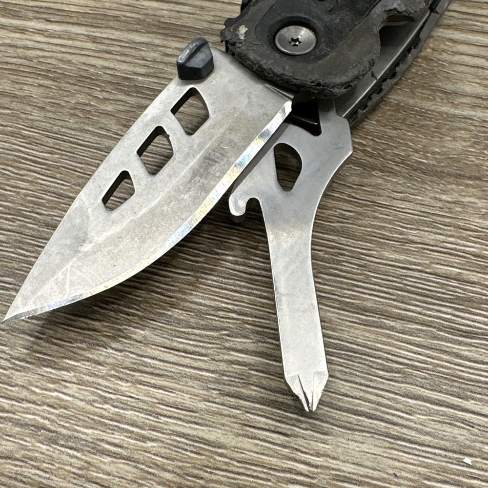 Gerber Radius Multi Tool Ergonomic 8 tool Pliers Knife Screwdriver Multitool