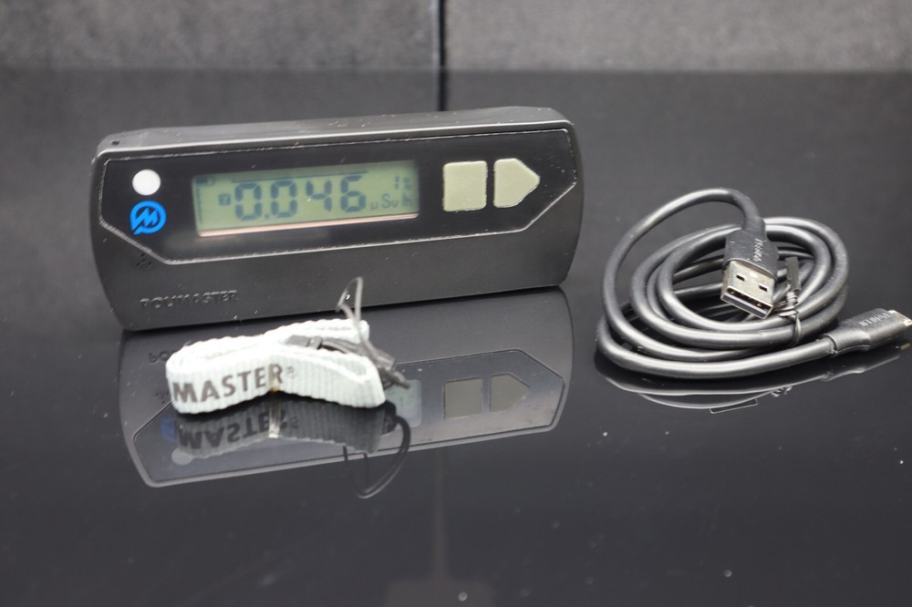 Personal Electronic Dosimeter PM 1211