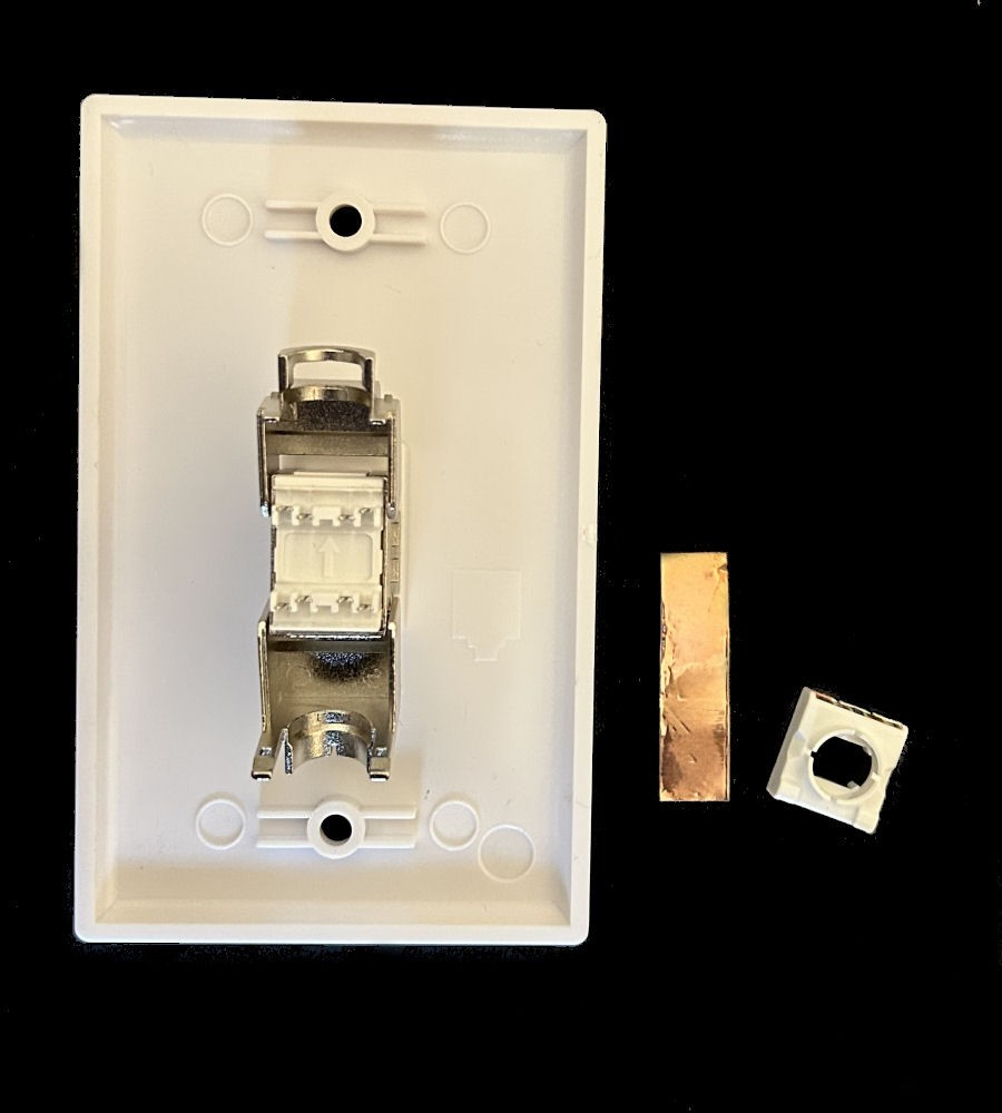 CAT8 Shielded Ethernet Wall Plate 1-Port Single Gang Keystone Network Tool Less