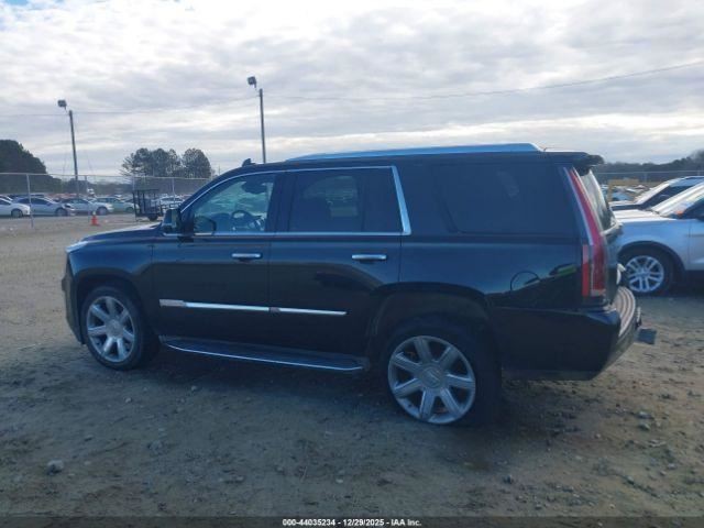 Fuse Box Engine Fits 15-20 ESCALADE 4999551