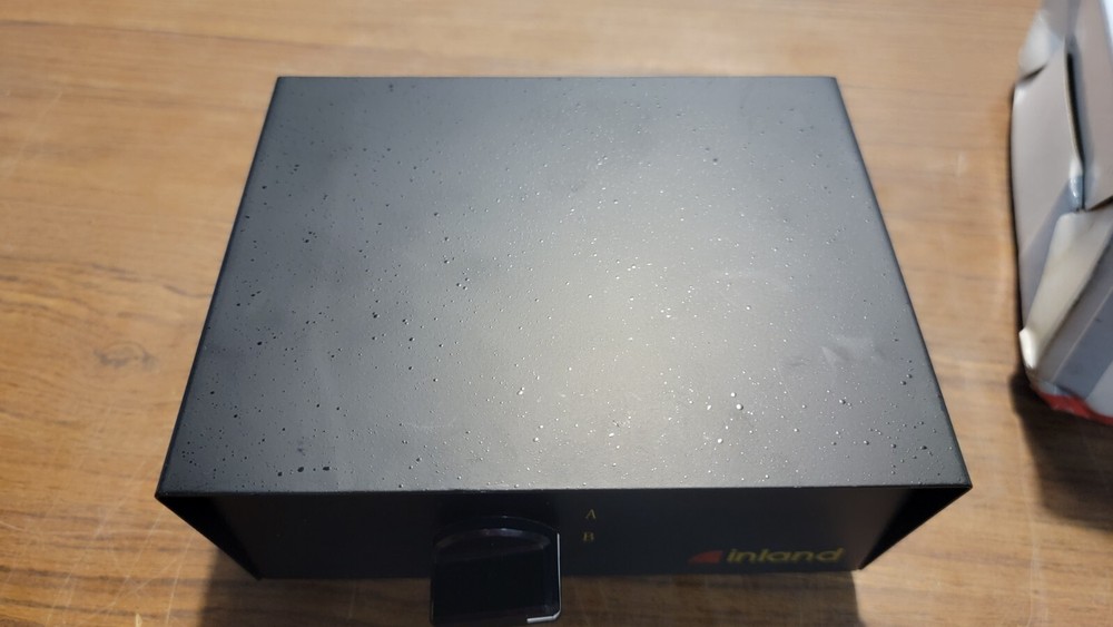 Inland 08112 Manual KVM 2-Way Switch Pro Series