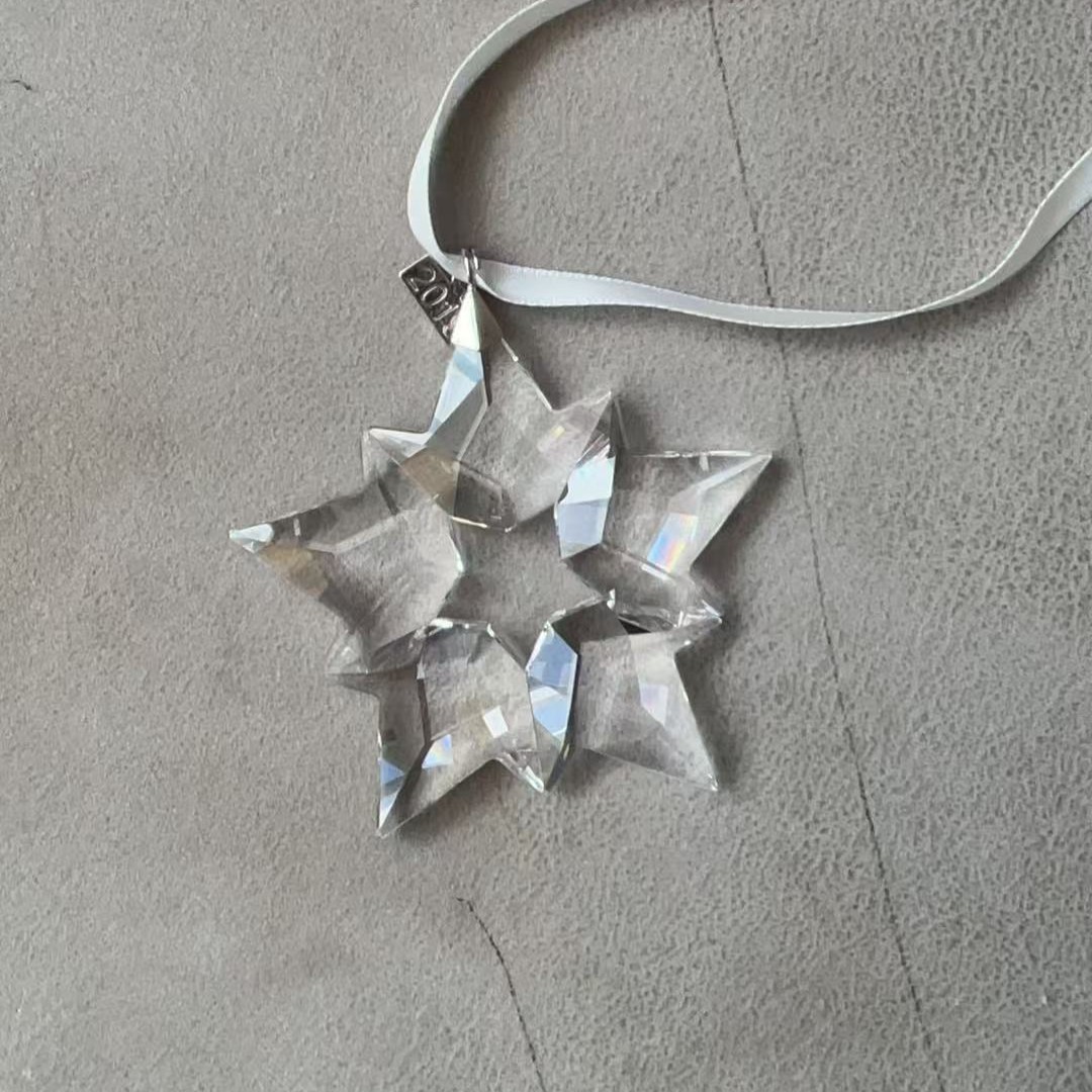 Swarovski 2019 Annual Edition Snowflake Star Christmas Ornament Collectible