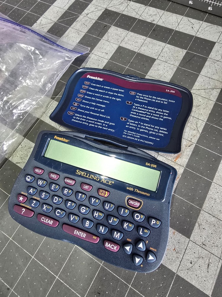 Franklin Spelling Ace SA-206 Handheld Electronic Dictionary Thesaurus