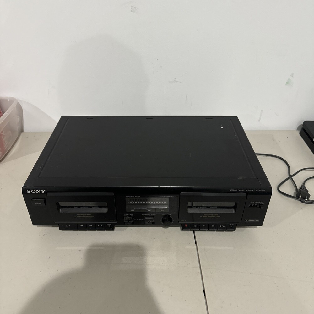 Sony TC-WE305 Stereo Dual Cassette Deck Tape Player Powers Up Untested