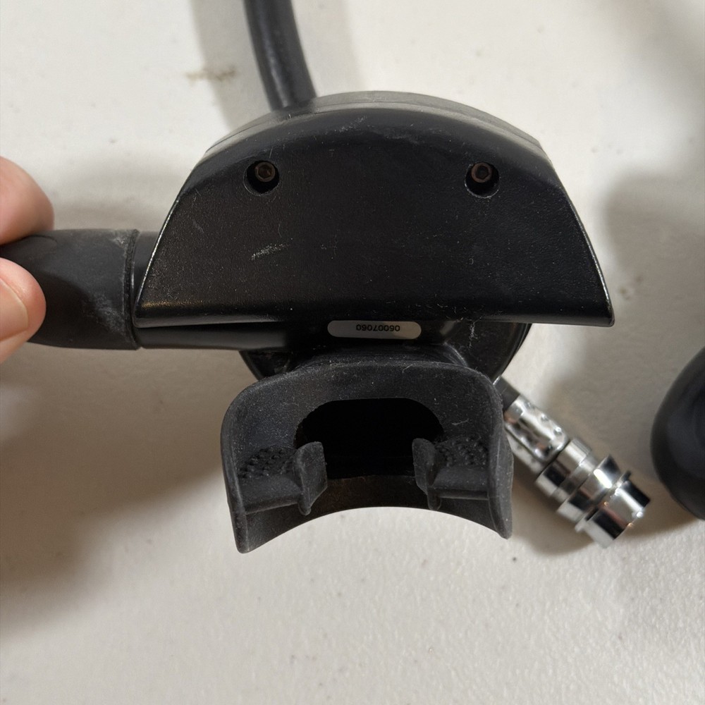 Oceanic Regulator With Alpha 7 Octopus