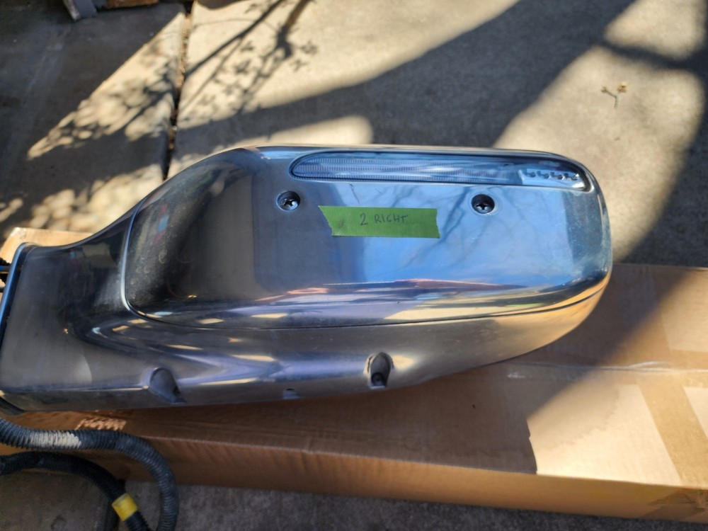 peterbilt 389 headlight assembly Right