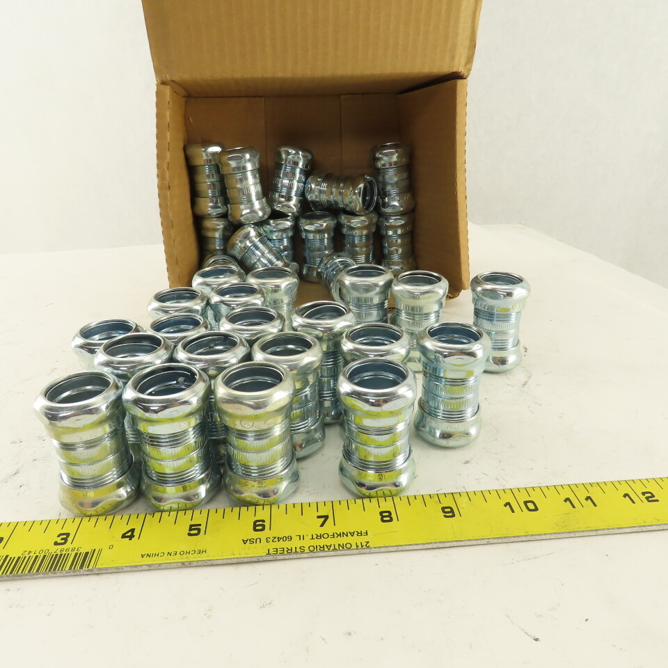 Elecor ES2202 3/4" EMT Compression Type Coupling Lot Of 34