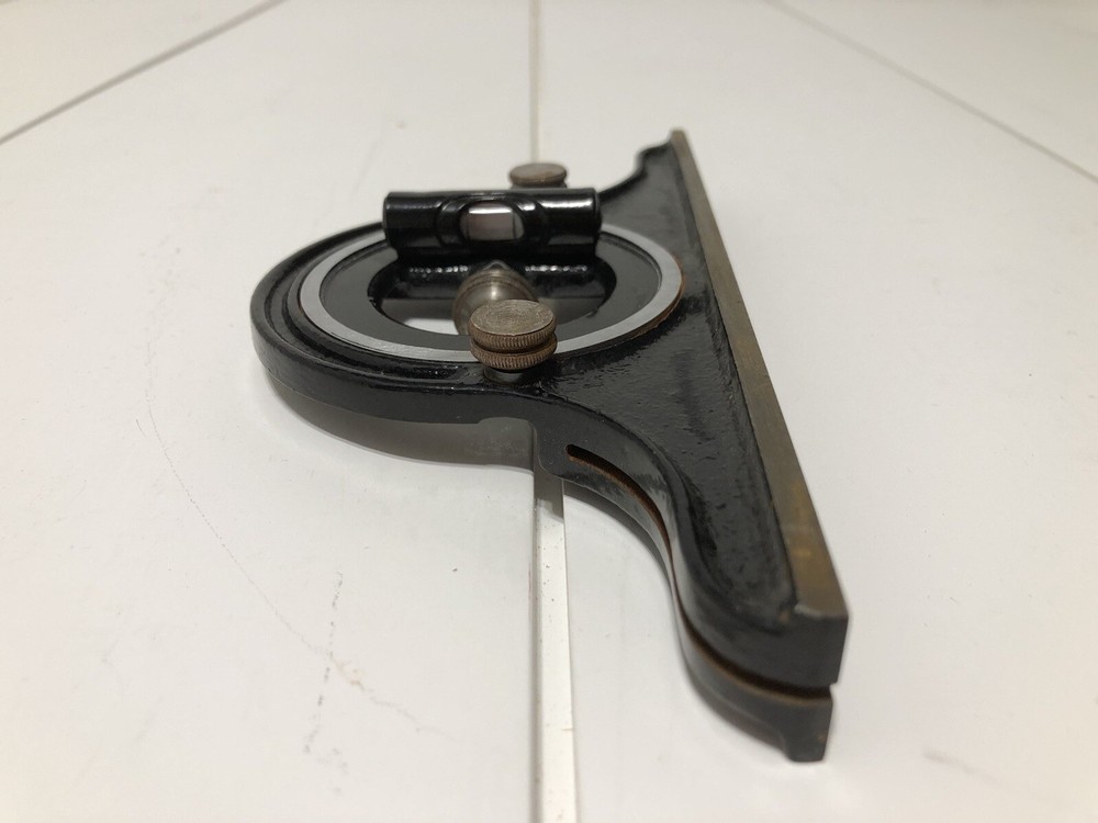 Vintage Starrett #490 Protractor Head With Bubble Level