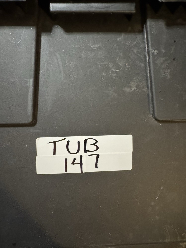 AVON Pro Makeup Artist Easel Case 📦