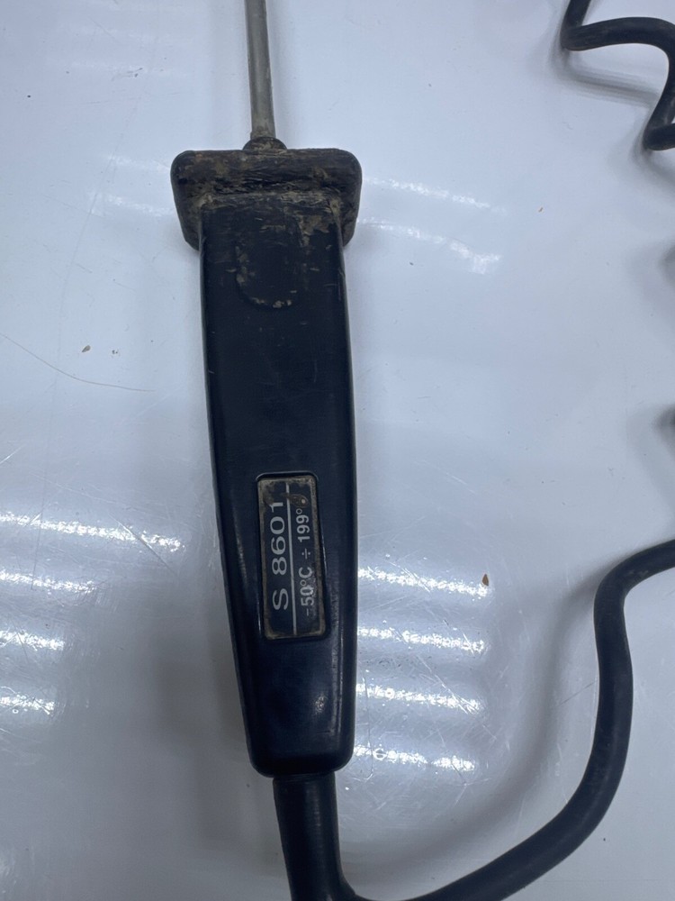 Delta OHM HD8601P Thermometer without battery cover