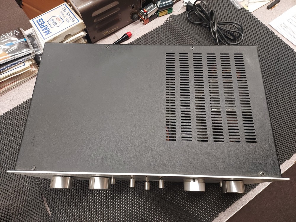 Marantz 1072 Stereo Amplifier Integrated