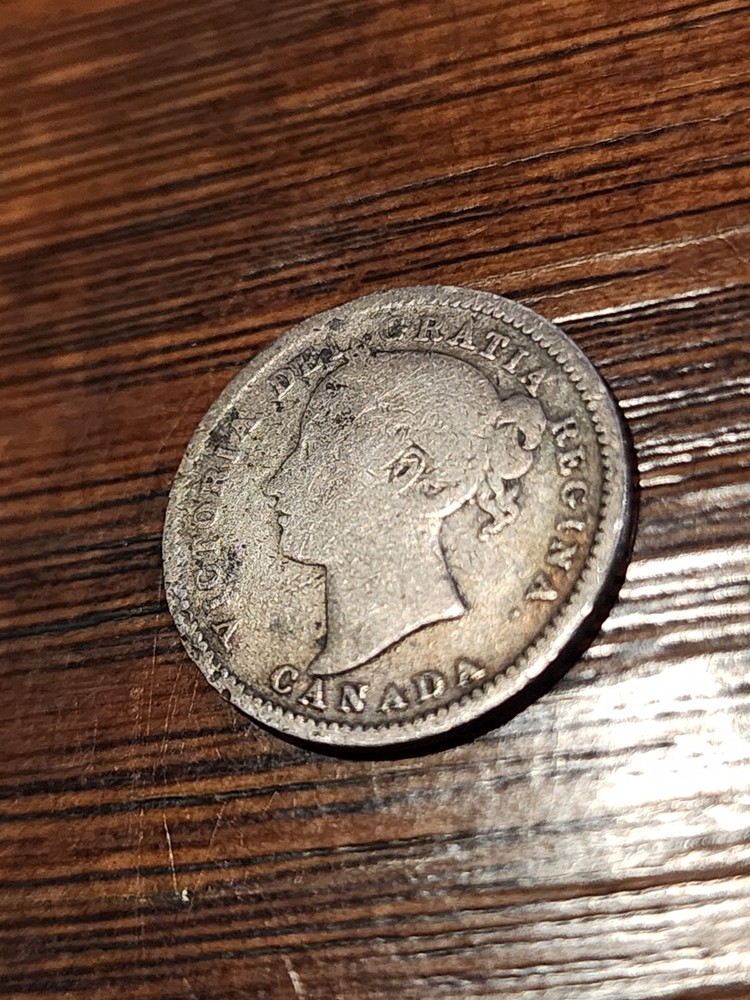 1900 Canada 10 Cents Silver Coin