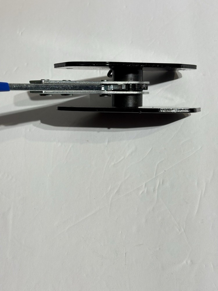 Brake Caliper Piston Spreader Tool – Ratcheting Disc Brake Compressor