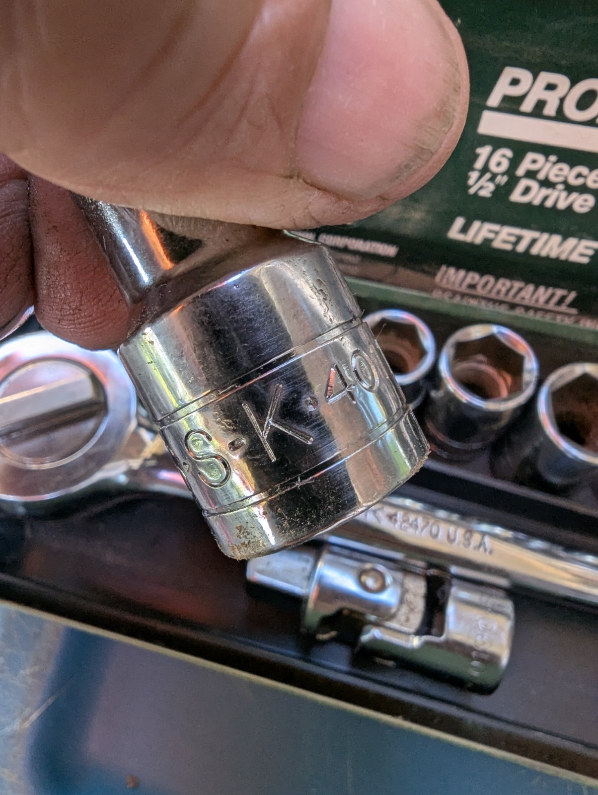 Vintage S-K 1/2" Drive 6 Pt. Socket Set #4116 7/16"-1 -1/4" Ratchet & Universal