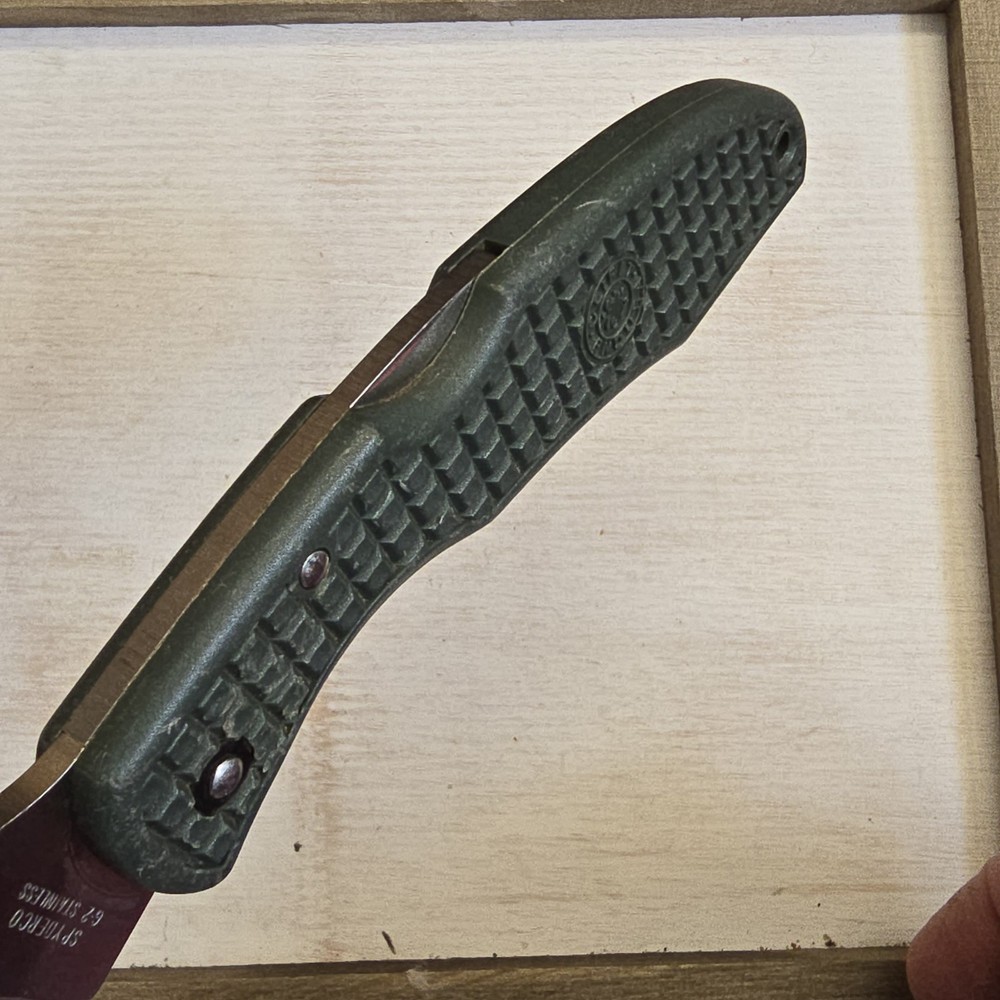 SPYDERCO ENDURA CLIPIT LOCKBACK KNIFE