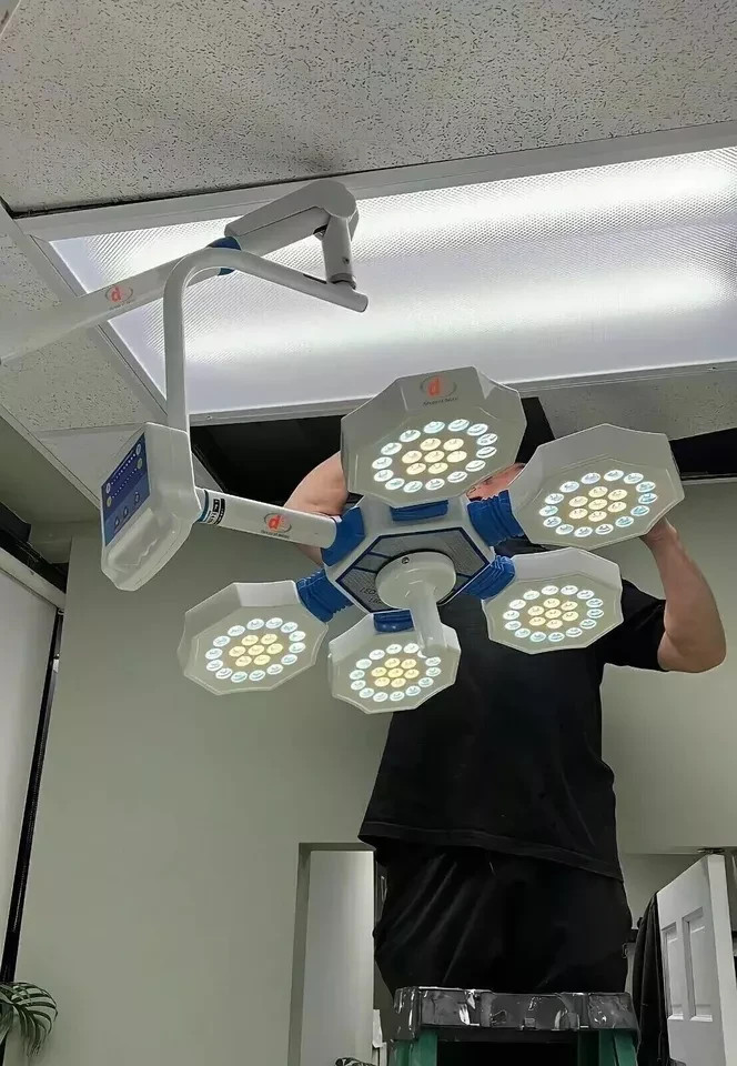 LED OT Light Examination & Surgical Light OT Light Lamp Operation Theater**
