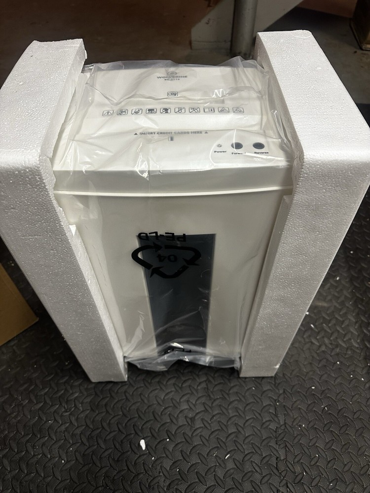Wolverine 10-Sheet Super Micro Cut High Security Level