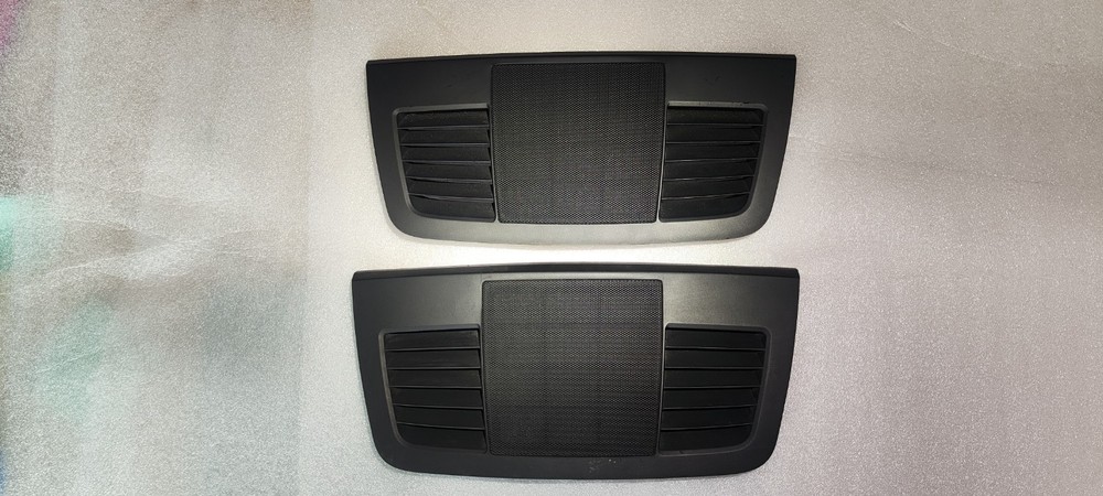 GENUINE Bmw 3 Series E90 E91 E92 E93 Dash Center Speaker Cover 51457123749