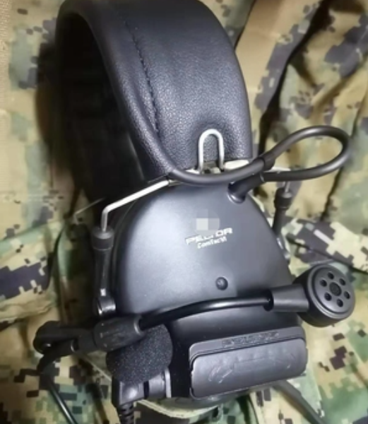 Tactical Comtac VI C6 Headset Dual Communication Noise Adaptive Noise Canceling
