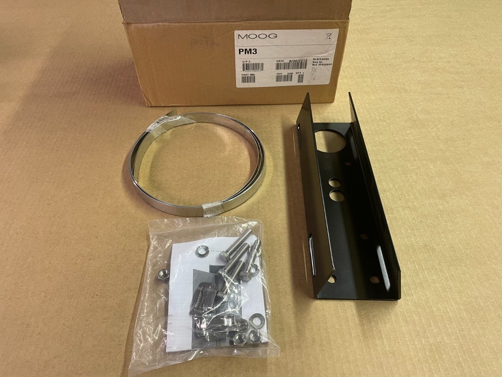 Universal Stainless Steel Vertical Pole Mount Adapter Bracket for CCTV  Camera