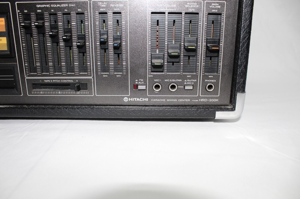 Hitachi hrd-200k stereo amp amplifier