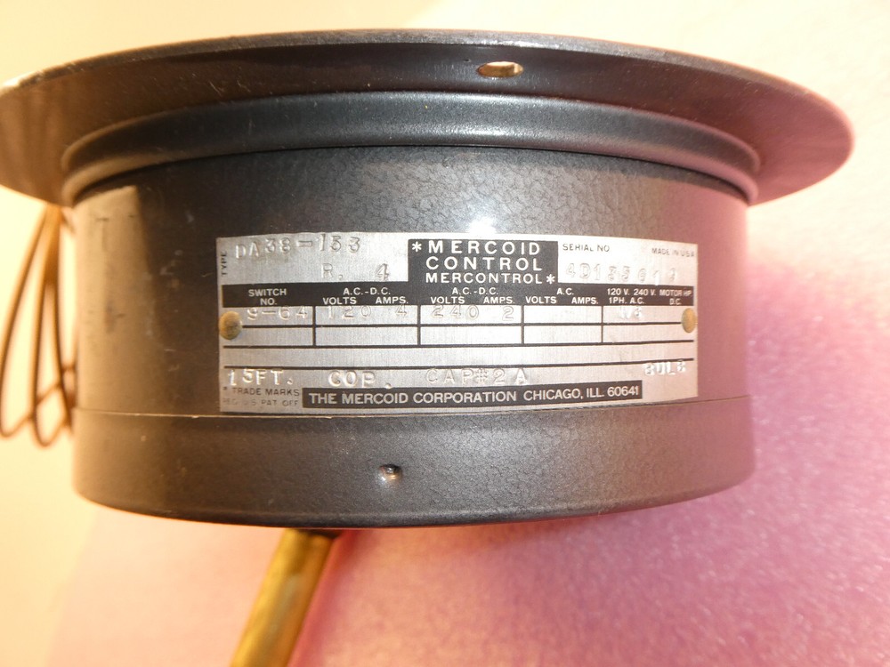 Mercoid DA38-153 Temperature Switch 50-150f