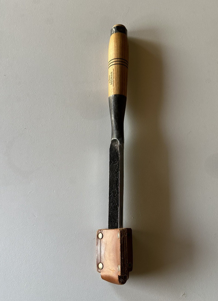 John Neeman 1 Inch Timber Framing Corner Chisel NEW CONDITION!!