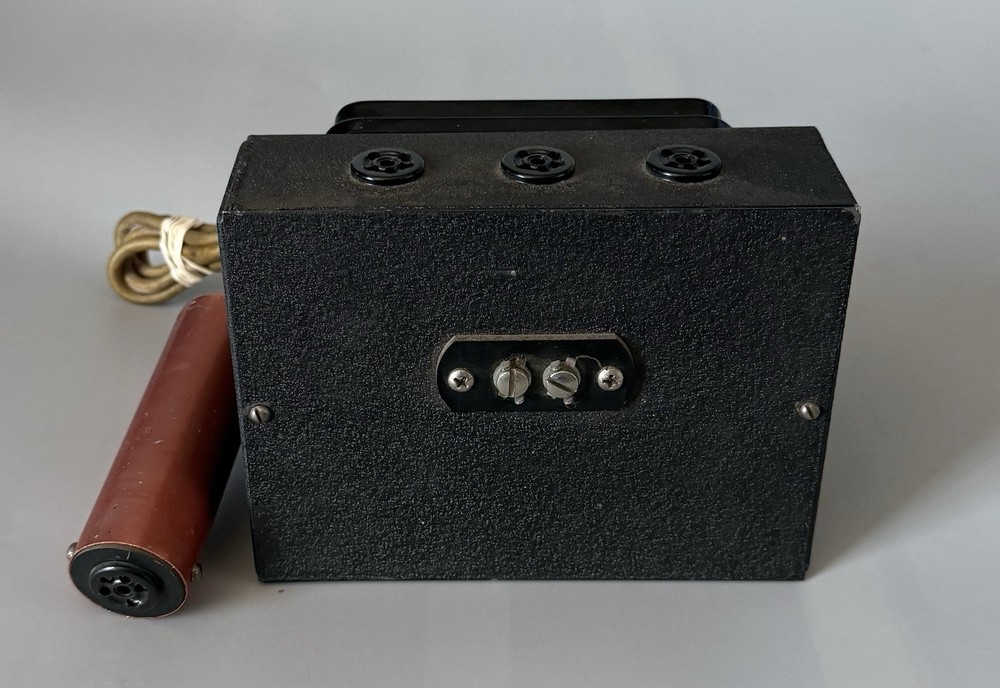 Parts/Repair Only — Untested — McMurdo Silver Model 915 Meter — See Description