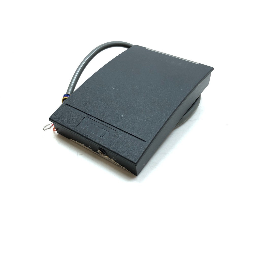 HID 6125CKN0400 MultiClass RP40 Wall Switch Reader