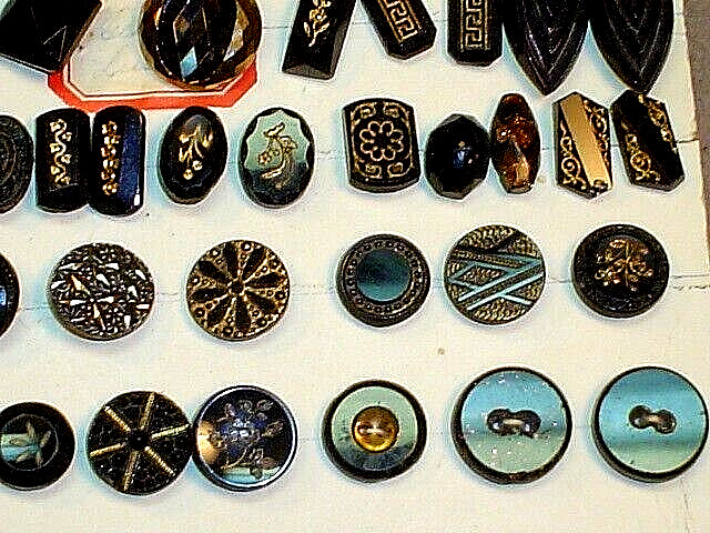 TWO SHEETS ANTIQUE BUTTONS