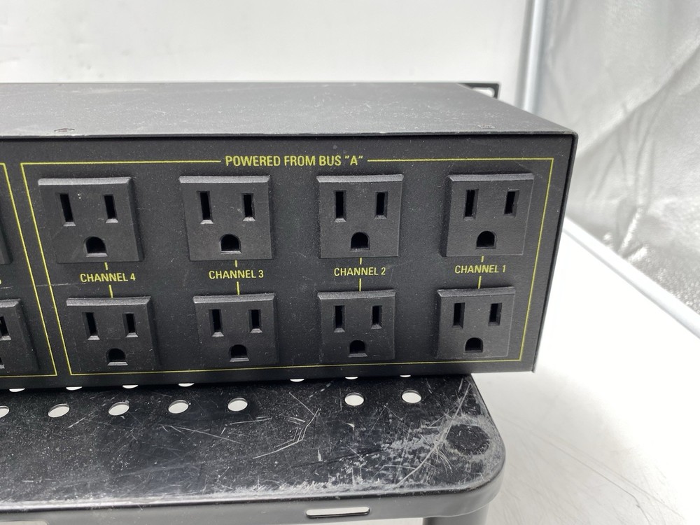 Digital Loggers Ethernet Power Controller PC-8000