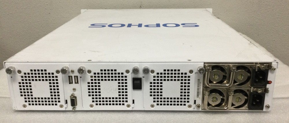Sophos SG 550 Rev.1 Multi-function LCD Module VPN Firewall Security Appliance