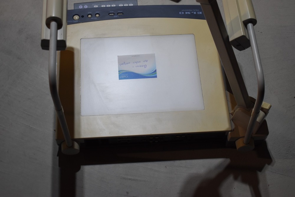 Elmo EV-4400AF Visual Presenter Zoom Overhead Document Camera BROKEN NOT WORKING