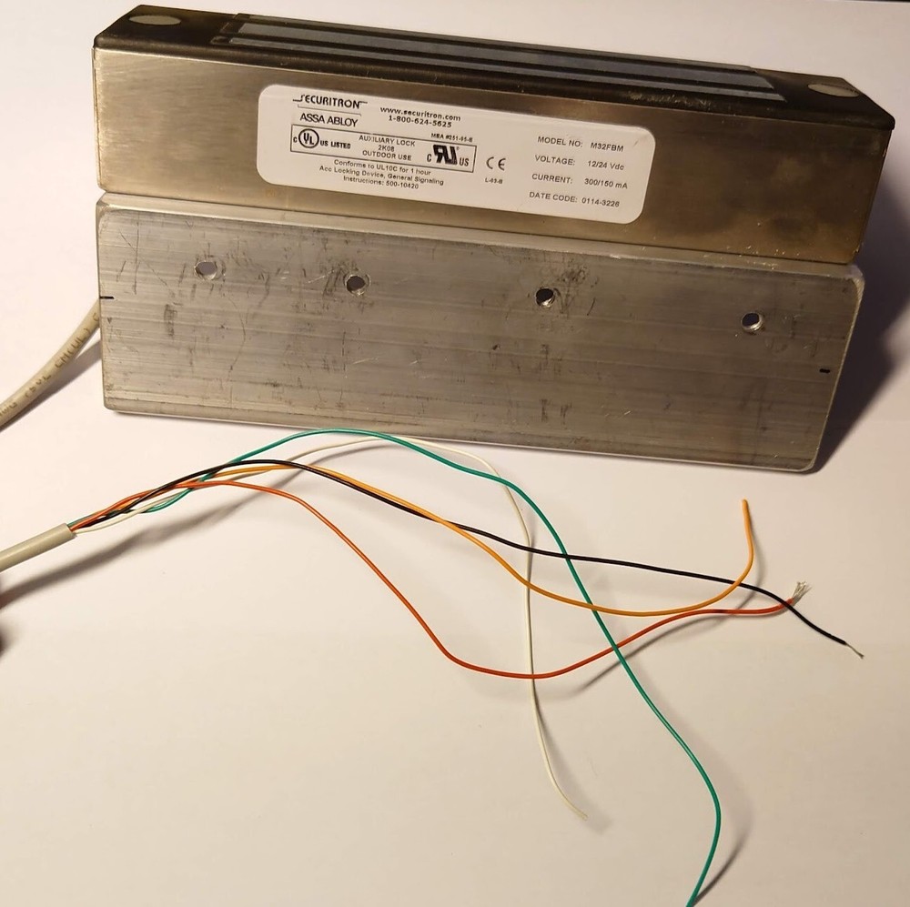 ASSA ABLOY / Securitron M32FBM electromagnetic lock