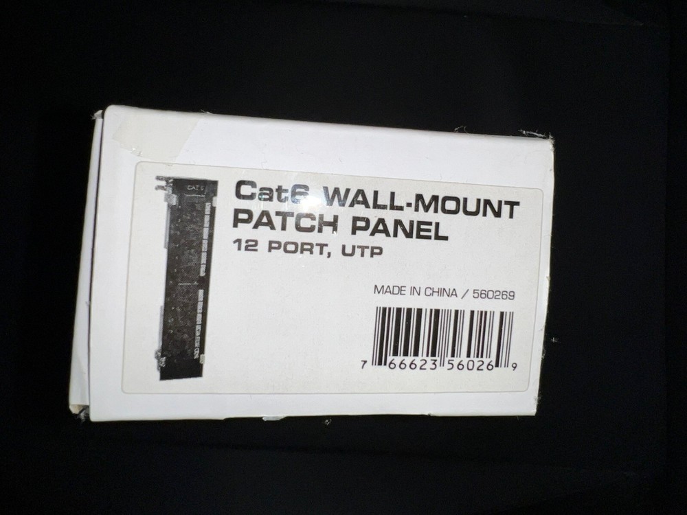 Intellinet Network Solutions 560269 Cat6 Wall-Mount Patch Panel 12 Port UTP