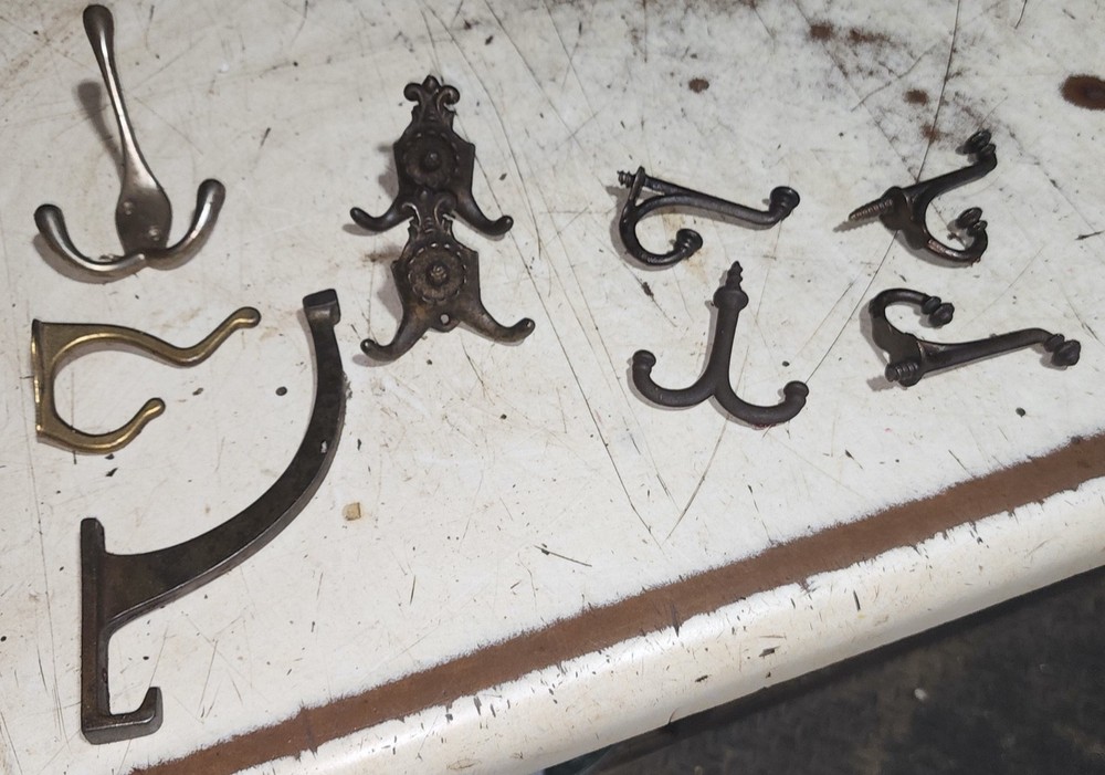 Misc.. Old Coat Hooks Vintage Rustic lot X (9)