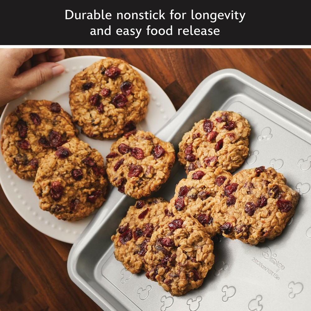Farberware Disney Bake with Mickey Mouse Nonstick Bakeware Set/Baking Pans wi...