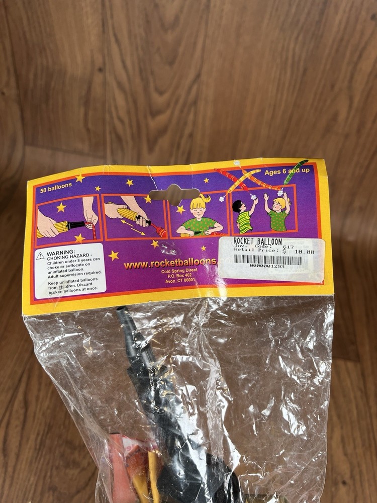 VTG Rocket Balloons 50 pack With Air Pump