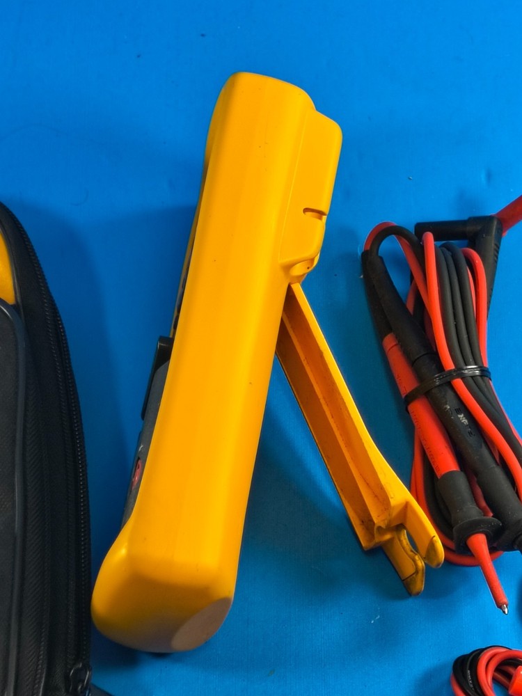 Fluke 787 ProcessMeter Calibrator Meter Multimeter !