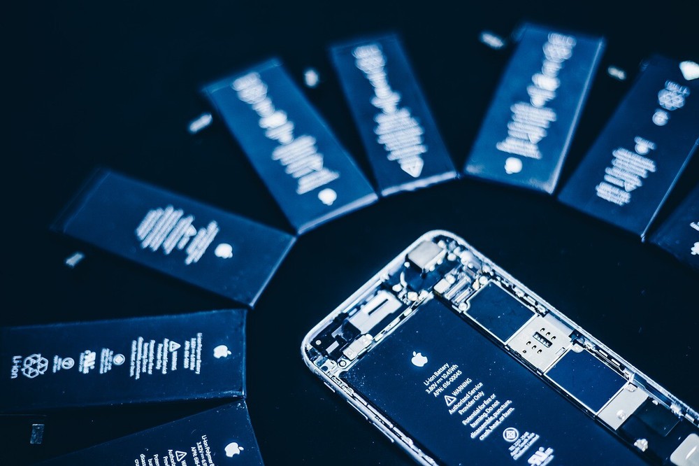 iPhone XR-11 Battery Replacement Service