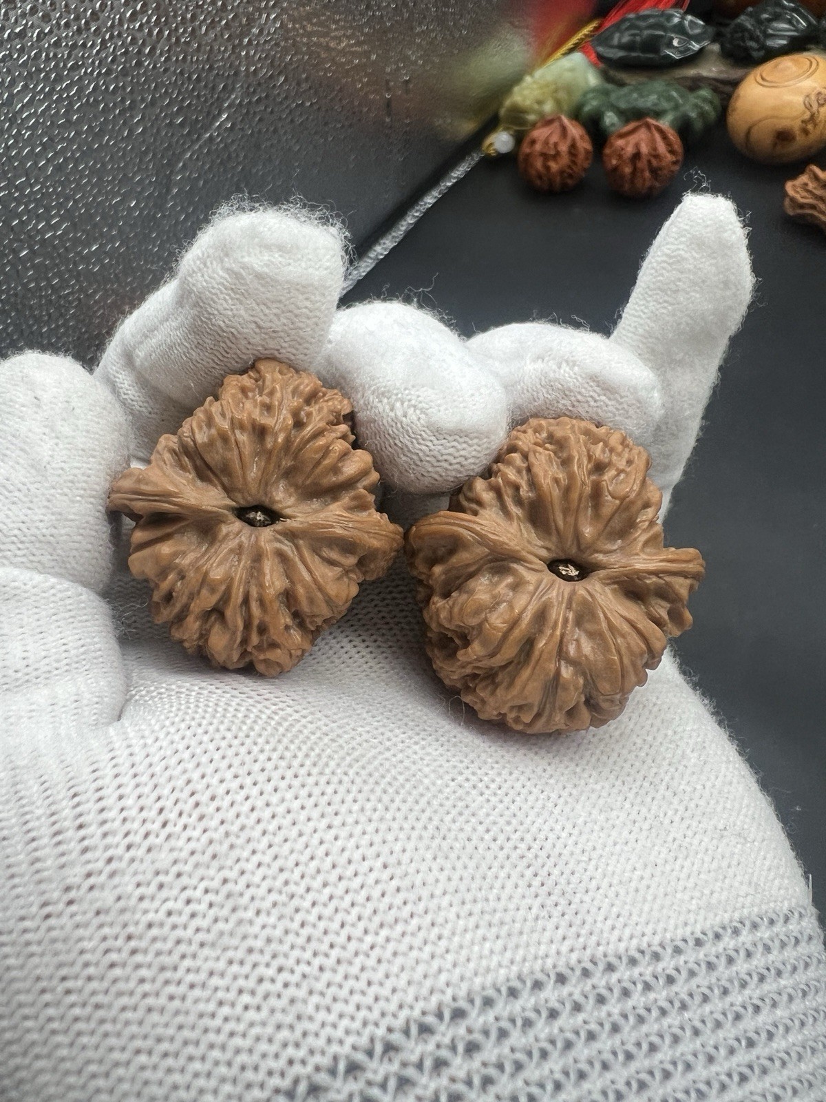 Pair of Match Chinese Health Walnut Collection36×38×36.5mm 精配文玩核桃～闷尖涿鹿南疆石