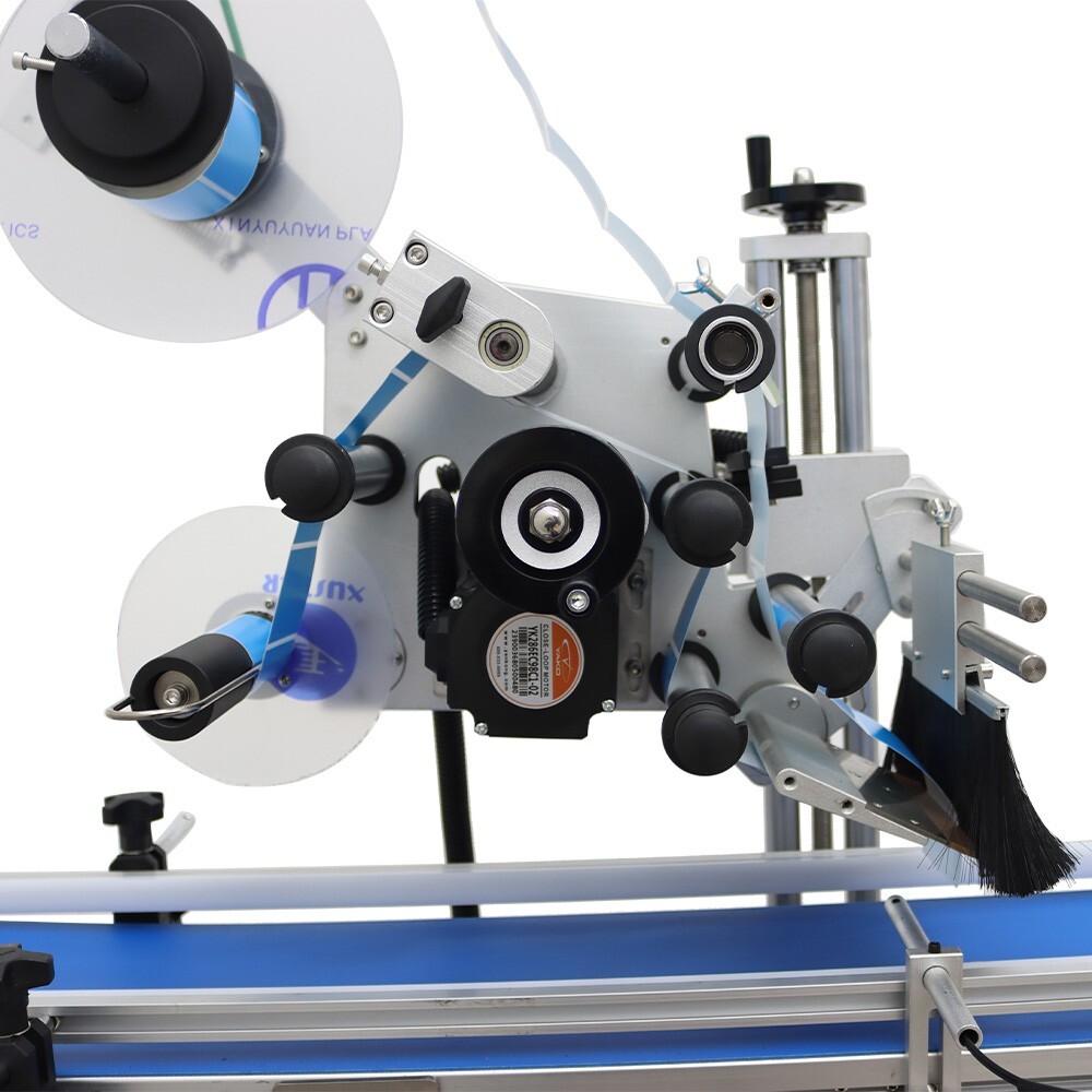 110V Automatic Plane Labeling Machine for Flat Surface Square Labeler 1.57-6.3in