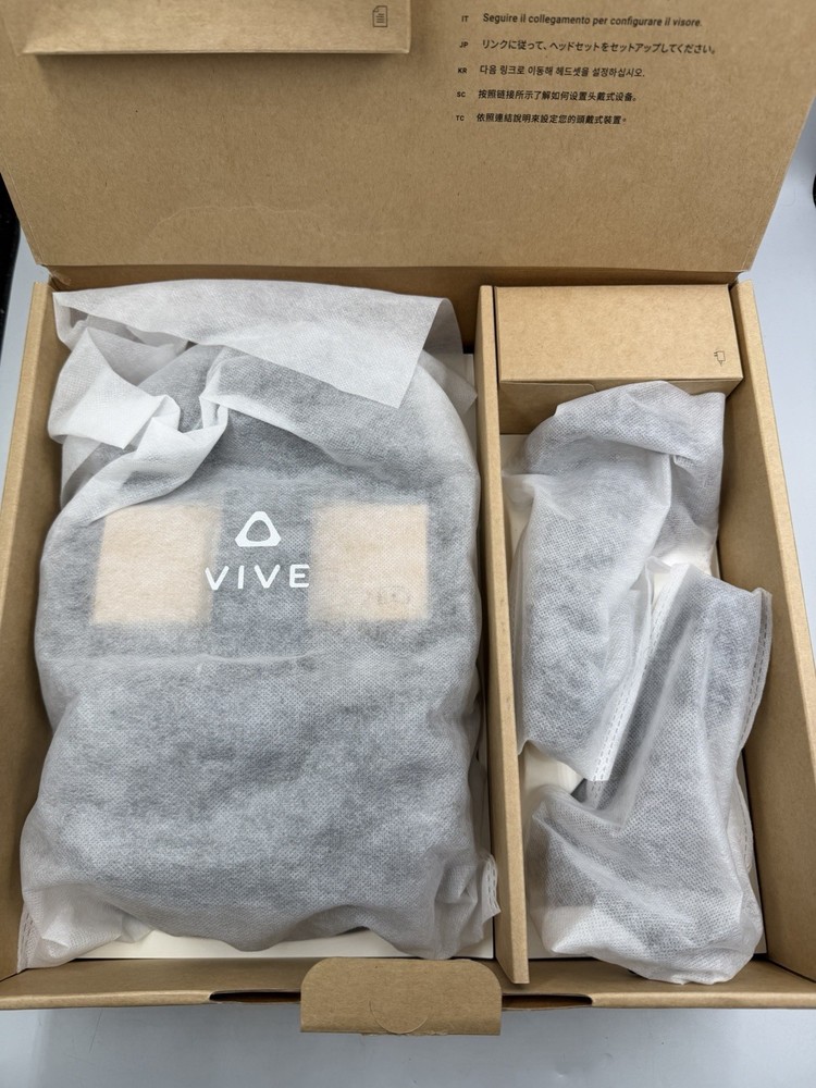 HTC Vive Focus Vision Mixed Reality PC VR Headset with Motion Controllers