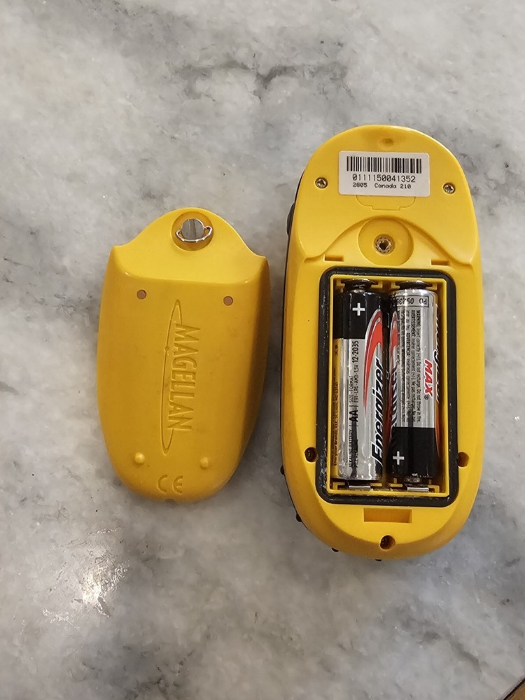 Magellan Explorist 200 Handheld Portable GPS Navigation System