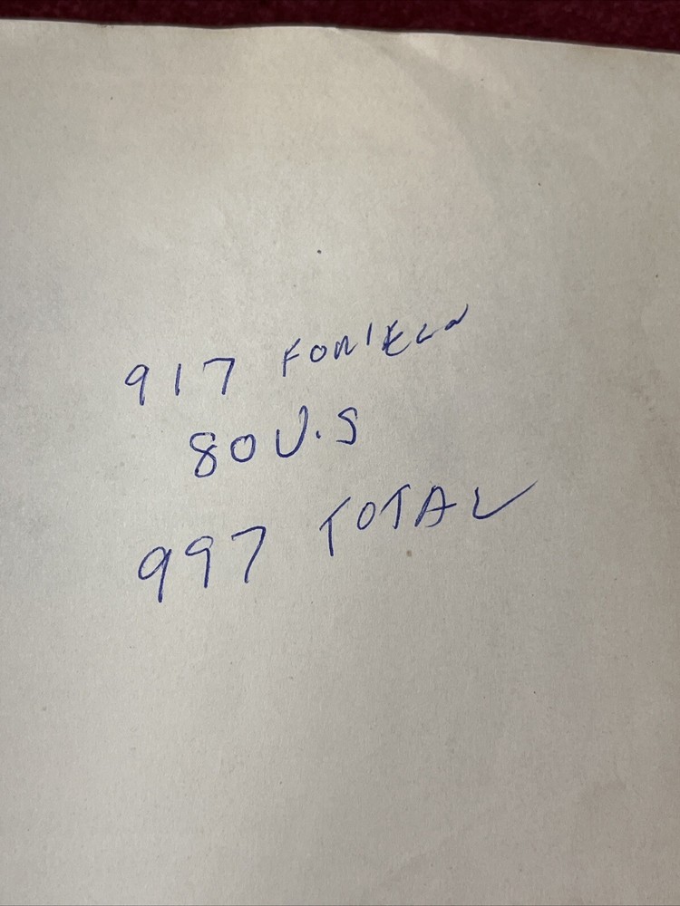 VINTAGE 1935 SCOTT MODERN POSTAGE STAMP ALBUM 900+ FOREIGN STAMPS