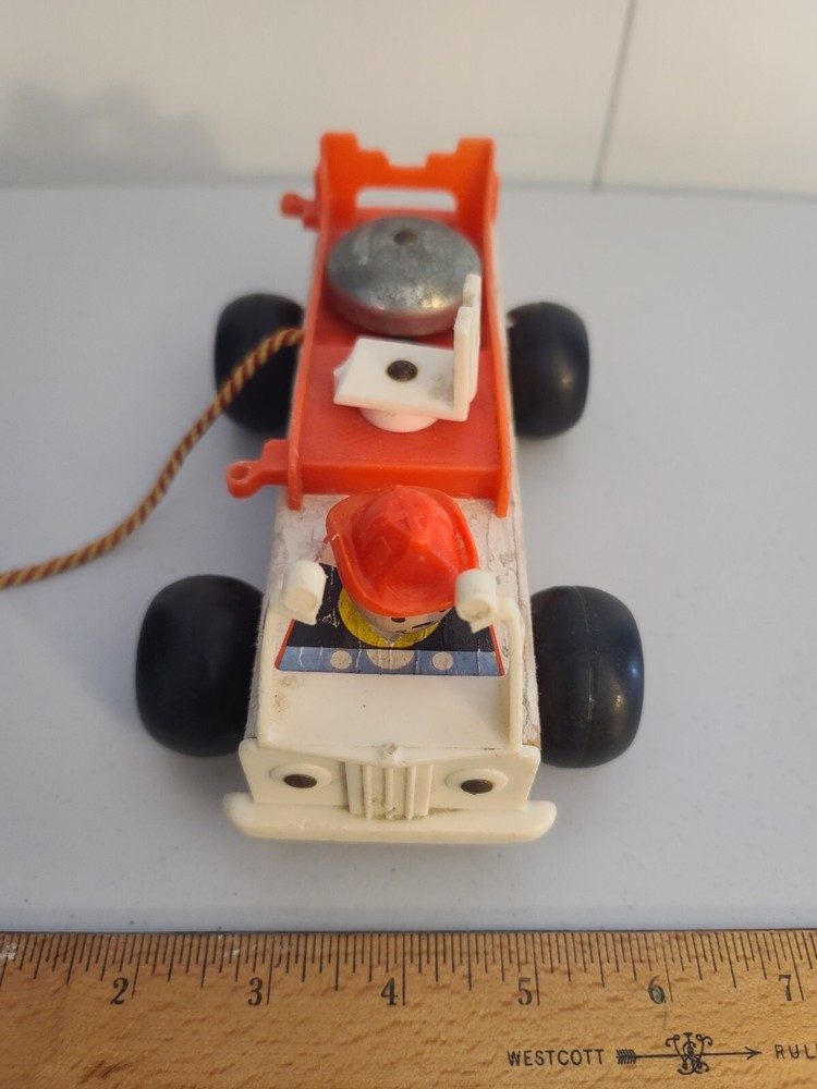 Vintage Fischer Price Pull Car