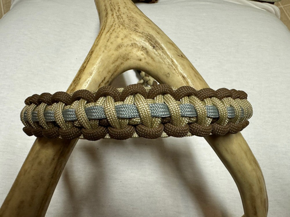 Desert Camo Colors Bow Wrist Strap